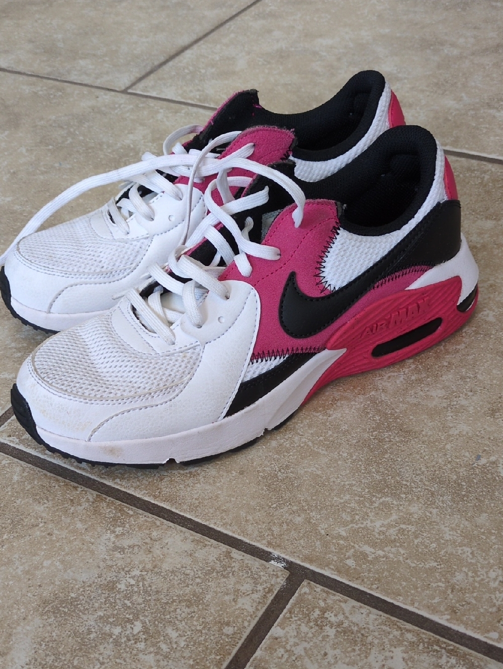 Nike Air Max Excee, featuring a White/Rush Pink colorway
